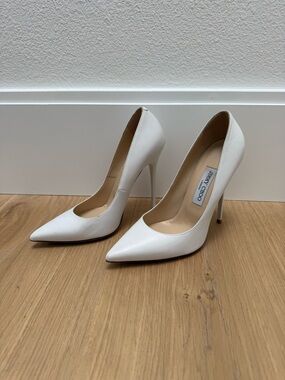 Jimmy Choo White Leather Pointed Stiletto Pumps